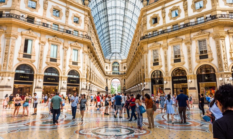 Galerija Vitorio Emanuele II u Milanu. Čuvena trgovačka arkada